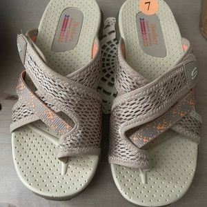Skechers Reggae sandals